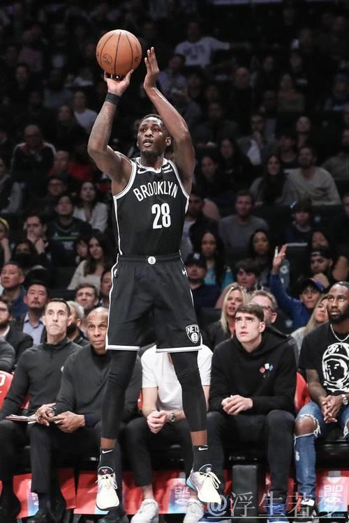 东契奇妙传 芬尼·史密斯三分命中 东契奇妙传 芬尼·史密斯三分命中