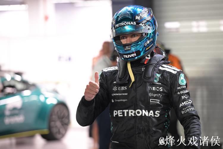 F1新加坡站排位赛:拉塞尔获得杆位 维斯塔潘第2 F1新加坡站排位赛:拉塞尔获得杆位 维斯塔潘第2