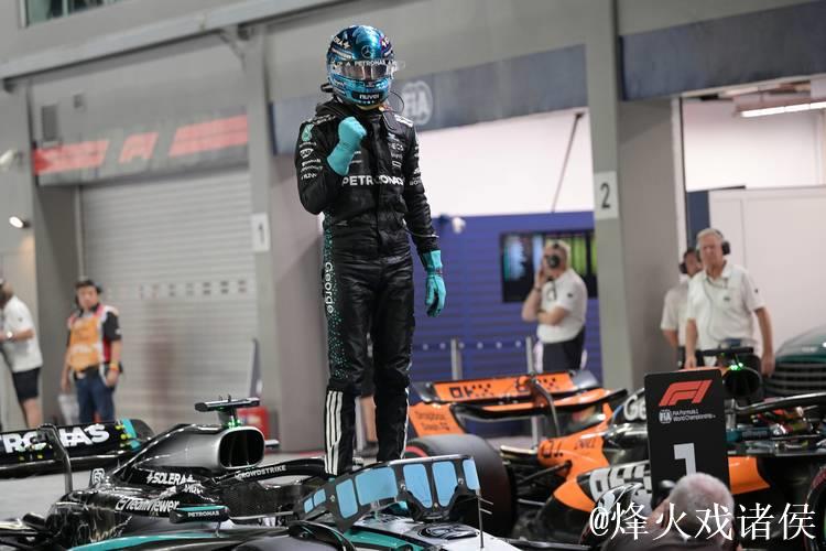 F1新加坡站排位赛:拉塞尔获得杆位 维斯塔潘第2 F1新加坡站排位赛:拉塞尔获得杆位 维斯塔潘第2