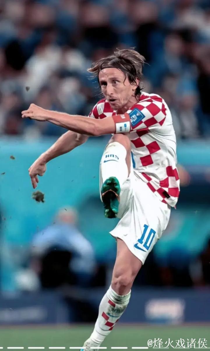 克罗地亚球员:坚持信念,全力以赴做到极致 克罗地亚球员:坚持信念,全力以赴做到极致